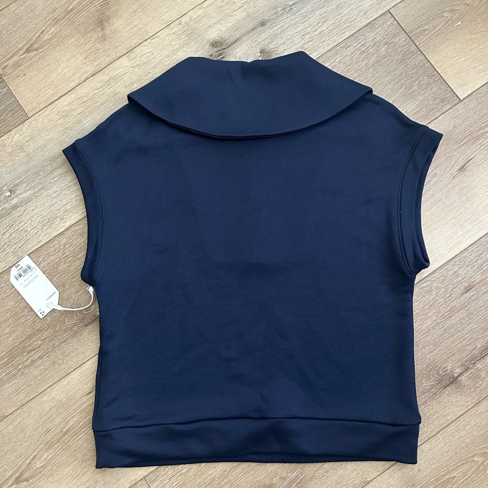 Top - Picture 4 of 4